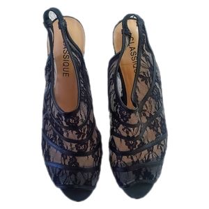 Black Lace Peep Toe Mules Classique